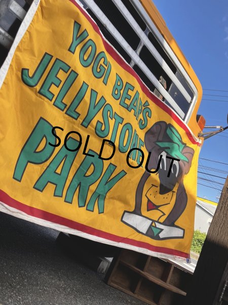 画像4: Hanna-Barbera Yogi Bear's Jellystone Park Banner Sign Hard to Find ☆ (R018)  (4)
