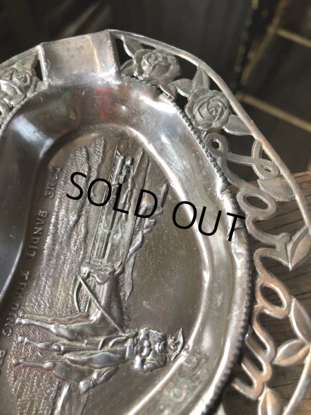 画像7: Vintage Souvenir Metal Tray Ashtray LONE BANDIT TRADING POST (R034) (7)