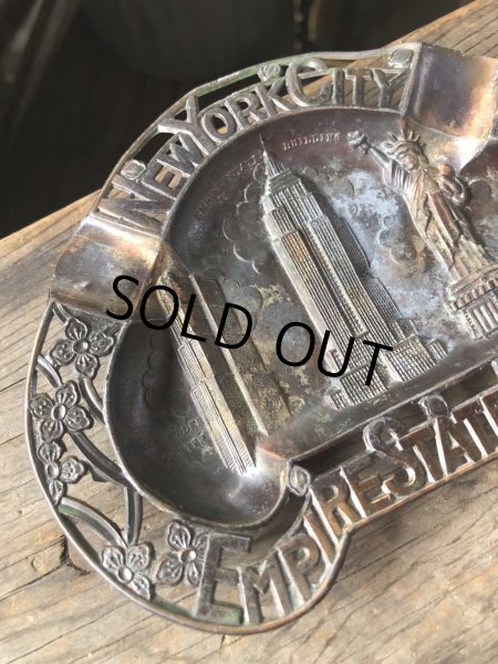画像2: Vintage Souvenir Metal Tray Ashtray New York City EMPIRE STATE BLDG (R037) (2)