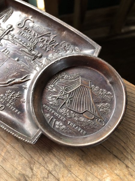 画像3: Vintage Souvenir Metal Tray Ashtray San Diego Sea World (R035) (3)