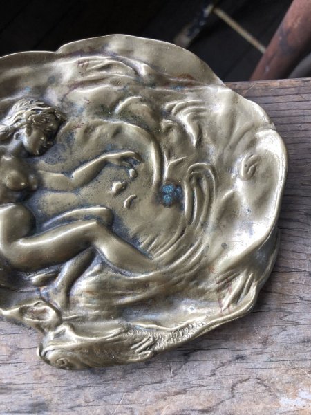 画像4: Antique Brass Tray Venus (R041) (4)