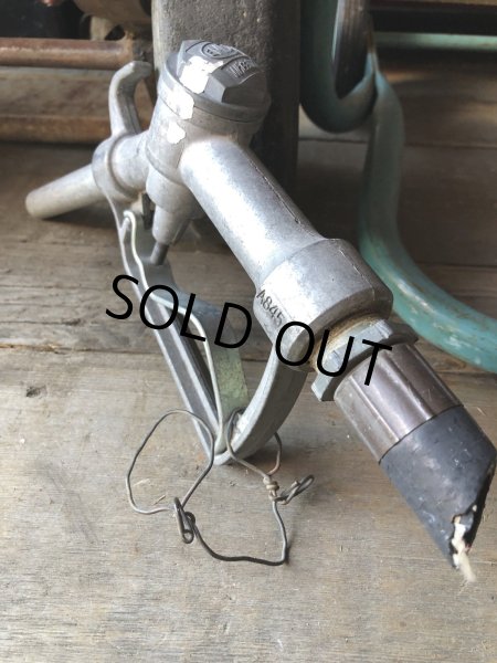 画像9: Vintage Service Station Gas Pump Handle Nozzle (R060)  (9)