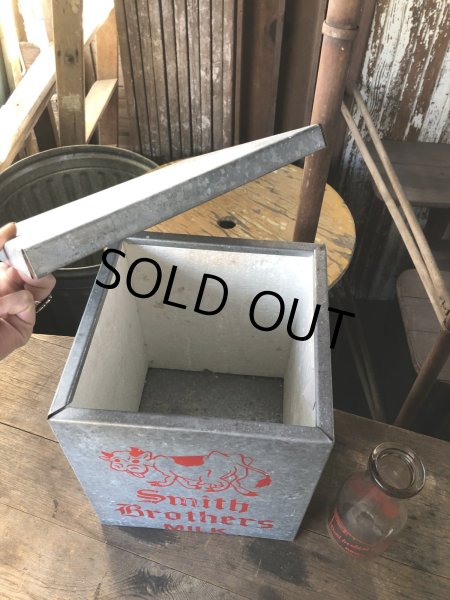 画像2: Vintage Galvanized Metal Dairy Milk Box Smith Brothers (R186)  (2)