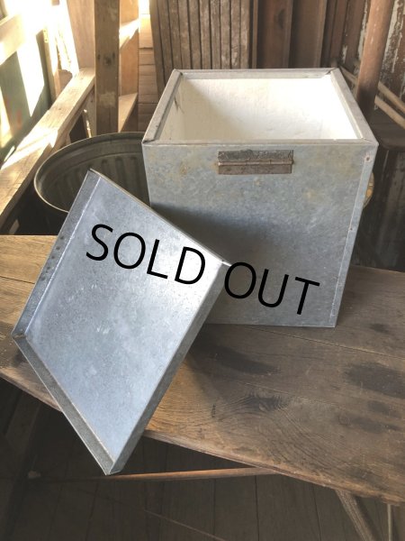 画像4: Vintage Galvanized Metal Dairy Milk Box Smith Brothers (R186)  (4)