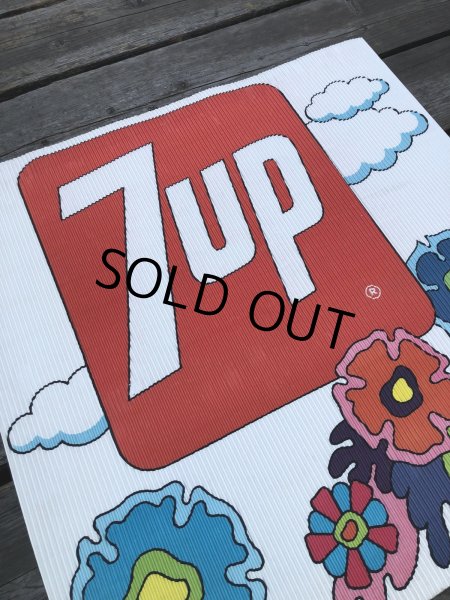画像8: Vintage 7UP x Peter Max Cardboard Store Sign (R208) (8)