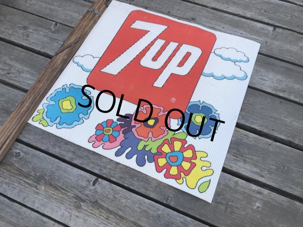 画像15: Vintage 7UP x Peter Max Cardboard Store Sign (R208) (15)