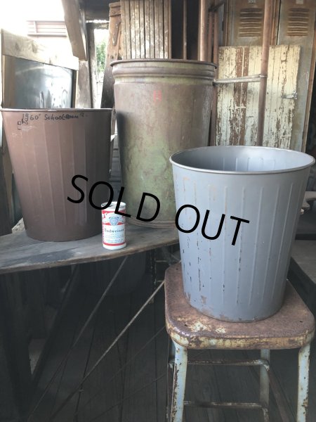 画像15: Vintage Industrial Metal Trush Can (R212) (15)