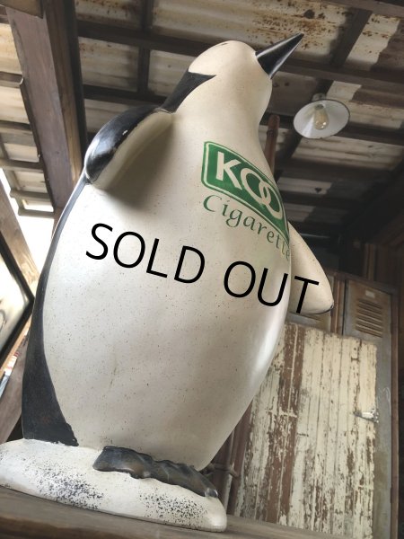 画像15: Vintage Advertising KOOL Tobacco Cigarettes Store Display Willie the Penguin Statue (R232) (15)