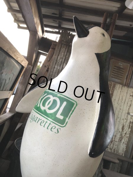 画像16: Vintage Advertising KOOL Tobacco Cigarettes Store Display Willie the Penguin Statue (R232) (16)