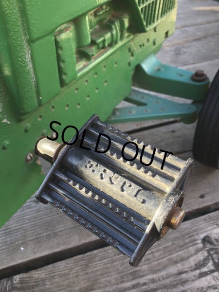 画像26: Vintage Ertl JOHN DEERE TRACTOR Pedal Car Kids Ride On 7600 (R235) (26)