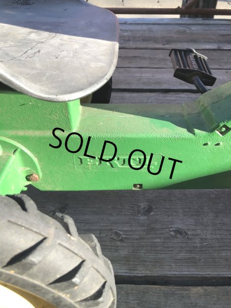 画像18: Vintage Ertl JOHN DEERE TRACTOR Pedal Car Kids Ride On 7600 (R235) (18)