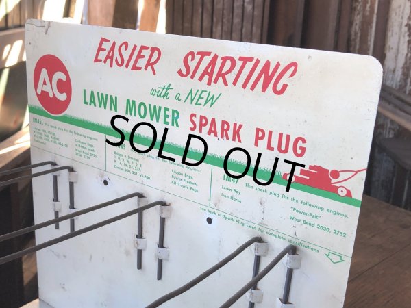 画像12: Vintage AC Spark Plugs AC Lawn Mower Spark Plugs Store Counter Display (R255) (12)