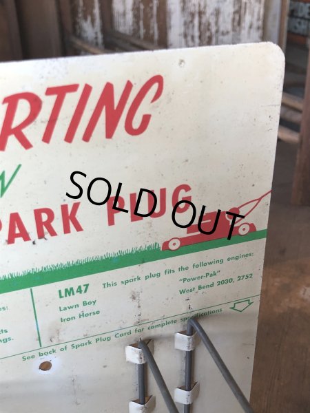 画像17: Vintage AC Spark Plugs AC Lawn Mower Spark Plugs Store Counter Display (R255) (17)