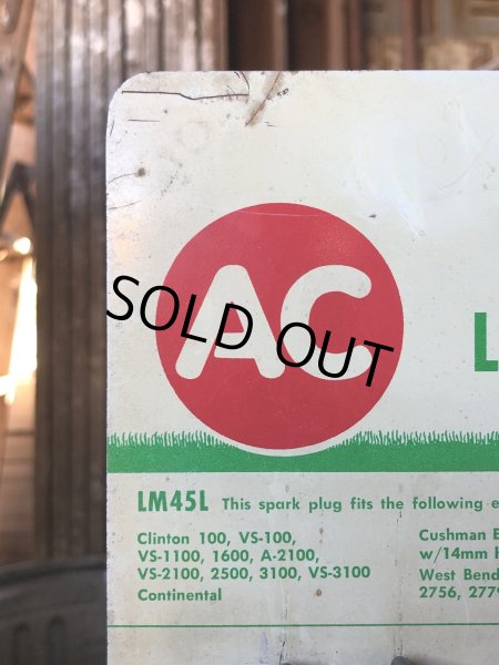 画像14: Vintage AC Spark Plugs AC Lawn Mower Spark Plugs Store Counter Display (R255) (14)