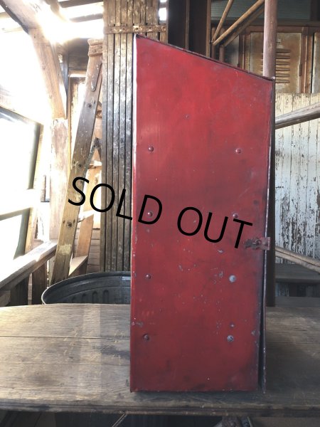 画像5: Vintage AC Spark Plugs Metal Advertising Cabinet Display Case Sign (R257) (5)