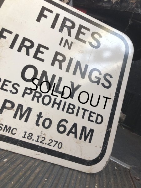 画像3: Vintage Road Street Sign FIRE IN FIRE RINGS ONLY (R260) (3)