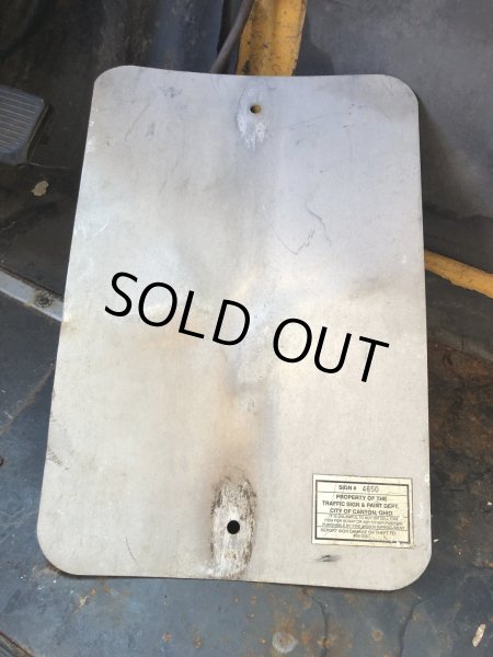 画像5: Vintage Road Street Sign NO PARKING ANY TIME ⇔ (R263) (5)