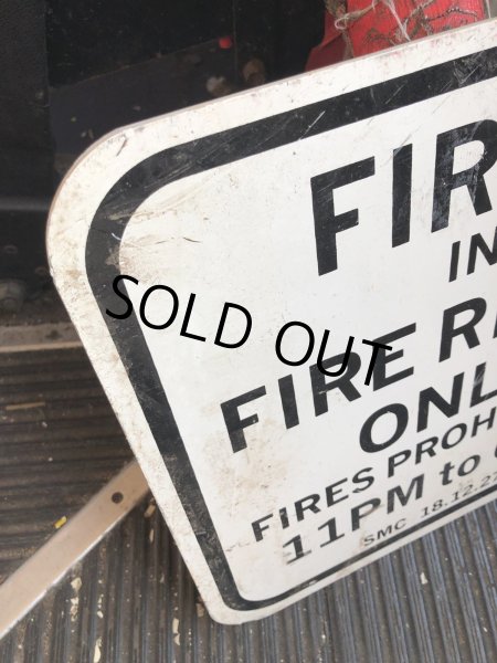画像2: Vintage Road Street Sign FIRE IN FIRE RINGS ONLY (R260) (2)