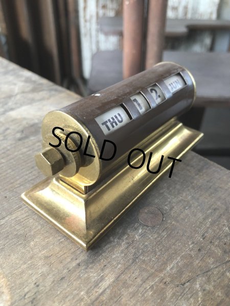 画像2: Vintage Perpetual Desk Top Brass Calendar (R272) (2)