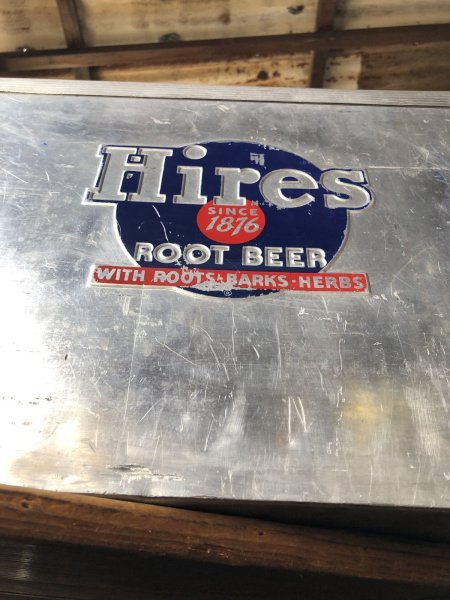 画像4: 60s Vintage Advertising Hires Root Beer Aluminium Color Box (R294) (4)