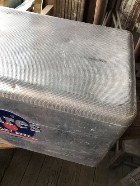 画像9: 60s Vintage Advertising Hires Root Beer Aluminium Color Box (R294) (9)