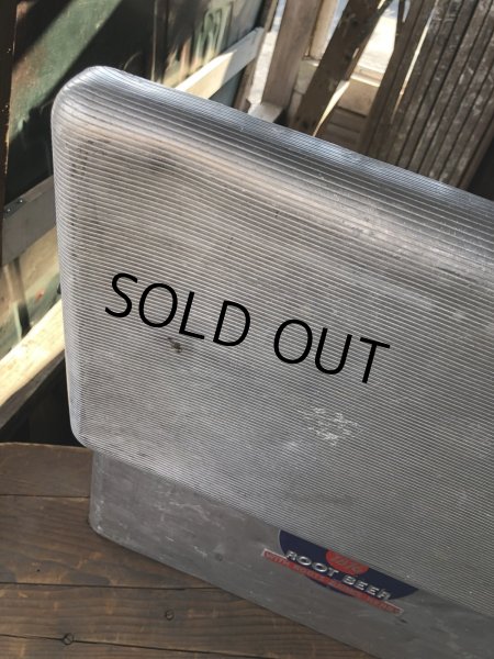 画像26: 60s Vintage Advertising Hires Root Beer Aluminium Color Box (R294) (26)