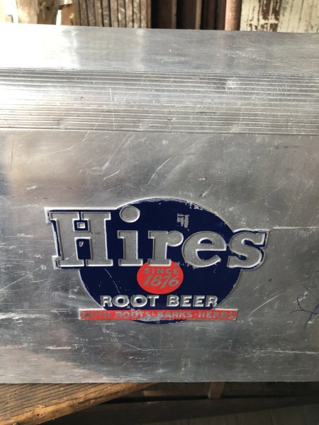 画像5: 60s Vintage Advertising Hires Root Beer Aluminium Color Box (R294) (5)