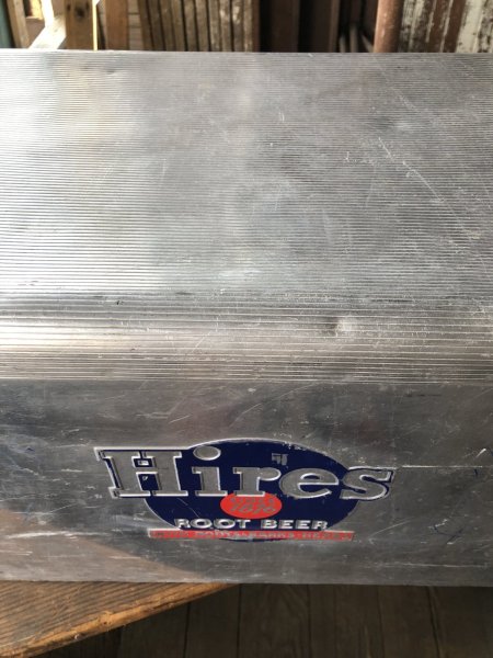 画像8: 60s Vintage Advertising Hires Root Beer Aluminium Color Box (R294) (8)