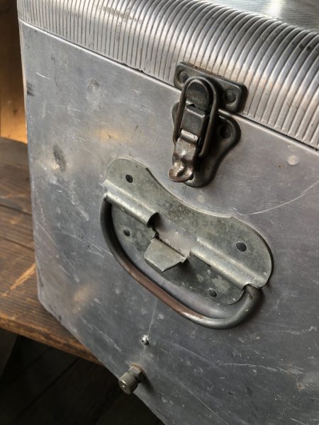 画像29: 60s Vintage Advertising Hires Root Beer Aluminium Color Box (R294) (29)