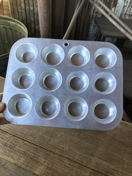画像7: Vintage USA MIRRO Kitchenware Cupcake Muffin Tin Pan (R414)  (7)