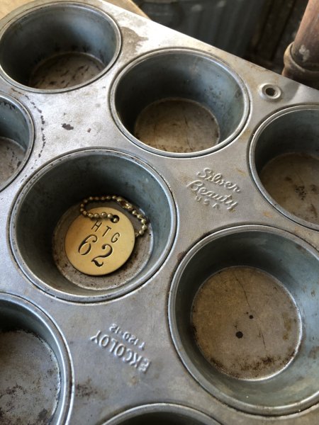 画像2: Vintage USA EKCO Metal Kitchenware Cupcake Muffin Tin Pan (R406)  (2)