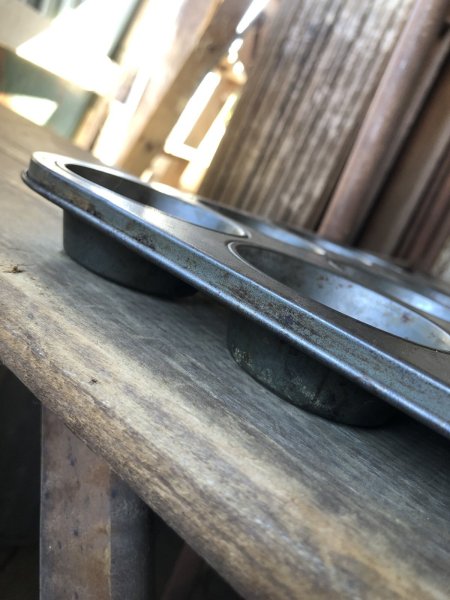 画像4: Vintage USA EKCO Metal Kitchenware Cupcake Muffin Tin Pan (R406)  (4)