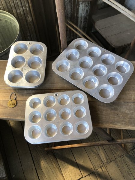 画像6: Vintage USA MIRRO Kitchenware Cupcake Muffin Tin Pan (R416)  (6)