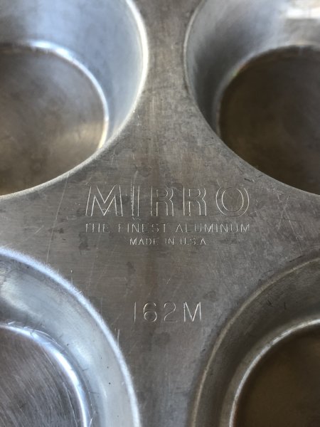 画像3: Vintage USA MIRRO Kitchenware Cupcake Muffin Tin Pan (R416)  (3)