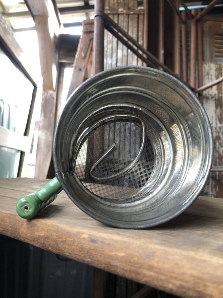 画像8: Vintage USA Kitchenware Flour Sifter MULTIPLE (R430)  (8)