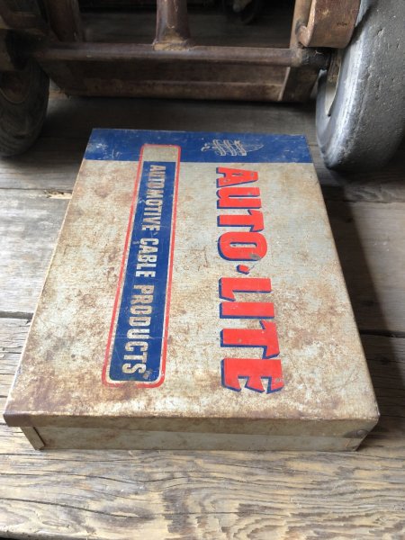 画像11: Vintage Auto-Lite Metal Cabinet (R433) (11)