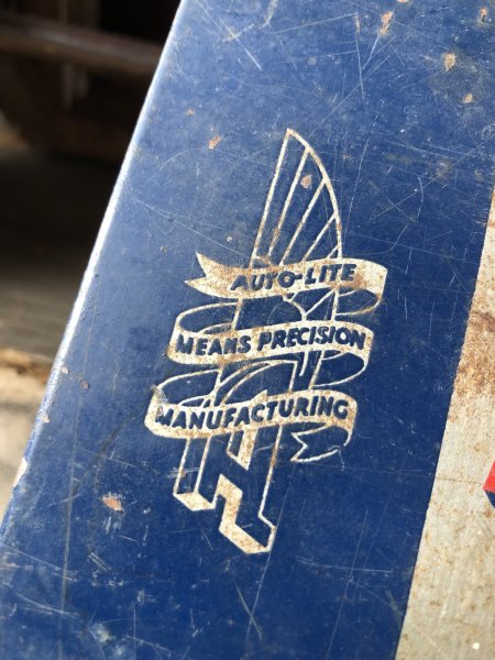 画像12: Vintage Auto-Lite Metal Cabinet (R433) (12)