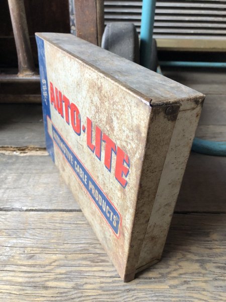 画像8: Vintage Auto-Lite Metal Cabinet (R433) (8)