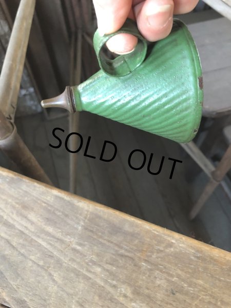 画像3: Antique England Kaye's Handy Thumb Oiler Can (R452) (3)