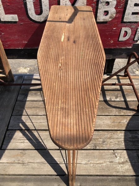画像11: Vintage American Primitive Wooden Ironing Board Table (B458) (11)