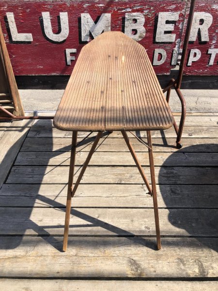 画像6: Vintage American Primitive Wooden Ironing Board Table (B458) (6)