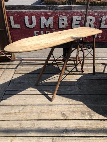 画像16: Vintage American Primitive Wooden Ironing Board Table (B457) (16)