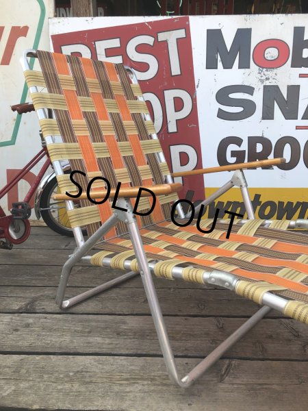 画像12: 60 Vintage Folding Long Lawn Chair (R495) (12)