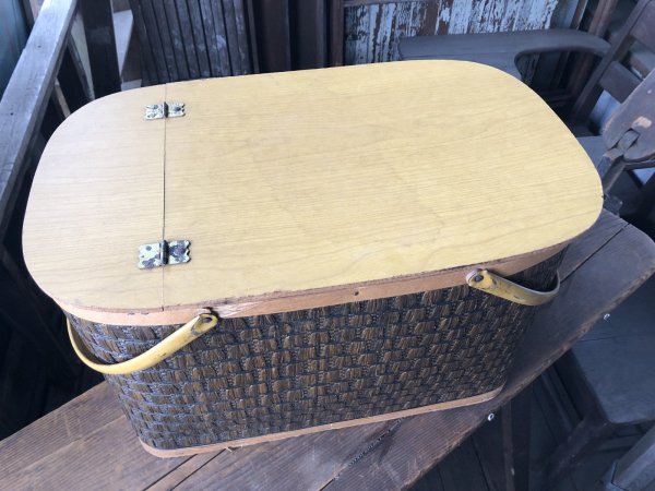 画像2: Vintage USA Picnic Basket (R519) (2)