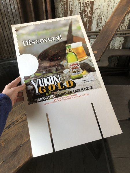 画像7: 70s Vintage Cardboard Sign YUKON GOLD Canadian Lager Beer (R540) (7)