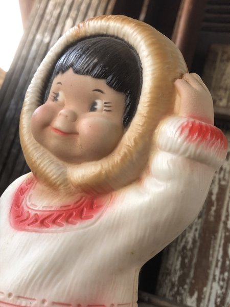 画像16: 60s Vintage Kimmie Eskimo Plastic Coin Bank (R545) (16)