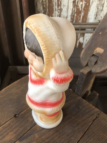 画像2: 60s Vintage Kimmie Eskimo Plastic Coin Bank (R545) (2)