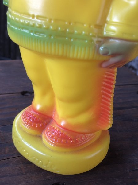 画像11: 60s Vintage Kimmie Native Plastic Coin Bank (R544) (11)