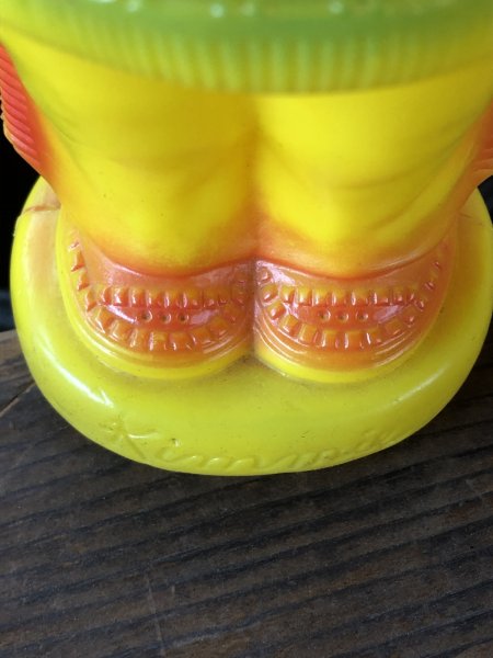 画像12: 60s Vintage Kimmie Native Plastic Coin Bank (R544) (12)