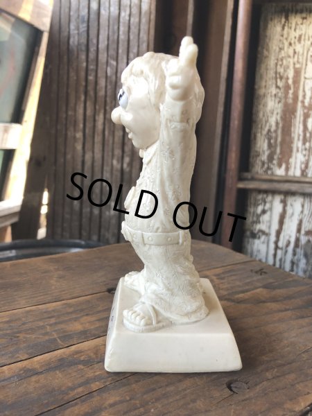 画像2: Vintage R&W BERRIES Co " PEACE " Hippie Grinning Figurine Message Doll (R567)  (2)